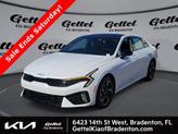 Photo of 2025 Snow White Pearl Kia K5