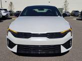 Thumbnail of 2025 Snow White Pearl Kia K5
