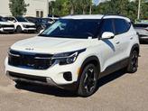 Thumbnail of 2026 Snow White Pearl Kia Seltos