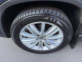 Thumbnail of 2016 Night Blue Metallic Volkswagen Tiguan