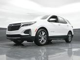 Thumbnail of 2022 Summit White Chevrolet Equinox