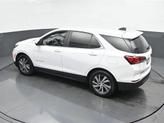 Thumbnail of 2022 Summit White Chevrolet Equinox