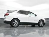 Thumbnail of 2022 Summit White Chevrolet Equinox