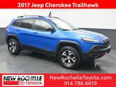 Photo of 2017 Hydro Blue Pearlcoat Jeep Cherokee