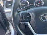 Thumbnail of 2016 Silver Sky Metallic Toyota Highlander