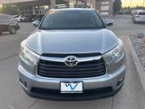 Thumbnail of 2016 Silver Sky Metallic Toyota Highlander