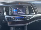 Thumbnail of 2016 Silver Sky Metallic Toyota Highlander