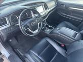 Thumbnail of 2016 Silver Sky Metallic Toyota Highlander