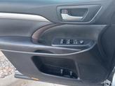 Thumbnail of 2016 Silver Sky Metallic Toyota Highlander