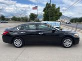 Thumbnail of 2017 Super Black Clearcoat Nissan Altima