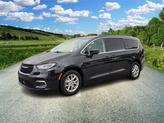 Thumbnail of 2022 Brilliant Black Crystal Pearlcoat Chrysler Pacifica