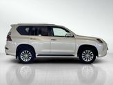 Thumbnail of 2022 Starfire Pearl Lexus GX 460