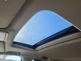 Thumbnail of 2018 White Diamond Pearl Honda Odyssey