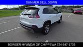 Thumbnail of 2022 Bright White Clearcoat Jeep Cherokee