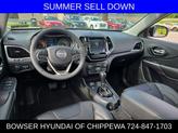 Thumbnail of 2022 Bright White Clearcoat Jeep Cherokee