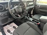 Thumbnail of 2022 Bright White Clearcoat Jeep Gladiator
