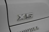 Thumbnail of 2024 Mineral White Metallic BMW X5