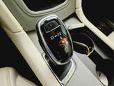 Thumbnail of 2018 Crystal White Tricoat Cadillac XT5