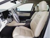 Thumbnail of 2018 Crystal White Tricoat Cadillac XT5