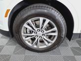 Thumbnail of 2022 Crystal White Tricoat Cadillac XT5