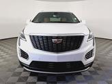 Thumbnail of 2022 Crystal White Tricoat Cadillac XT5