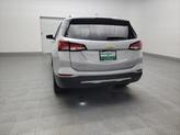 Thumbnail of 2022 Silver Ice Metallic Chevrolet Equinox