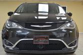 Thumbnail of 2018 Black Chrysler Pacifica
