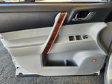 Thumbnail of 2013 Classic Silver Metallic Toyota Highlander