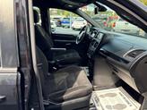 Thumbnail of 2019 Black Onyx Crystal Pearlcoat Dodge Grand Caravan