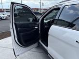 Thumbnail of 2018 White Platinum Metallic Tri-Coat Ford Explorer