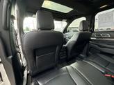 Thumbnail of 2018 White Platinum Metallic Tri-Coat Ford Explorer