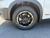 Thumbnail of 2025 Glacier White Nissan Pathfinder