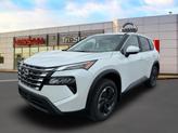 Thumbnail of 2026 Everest White P Nissan Rogue