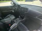 Thumbnail of 2019 Bright White Clearcoat Jeep Cherokee