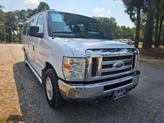 Thumbnail of 2014 Oxford White Ford E350 Super Duty