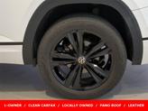 Thumbnail of 2023 Opal White Pearl Effect Volkswagen Atlas