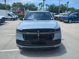 Thumbnail of 2025 Gray Mist Lincoln Navigator