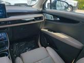 Thumbnail of 2022 Infinite Black Metallic Clearcoat Lincoln Nautilus