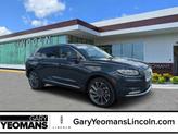 Photo of 2022 Infinite Black Metallic Clearcoat Lincoln Nautilus