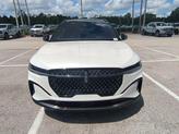 Thumbnail of 2025 White Platinum Lincoln Nautilus