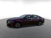 Thumbnail of 2024 Garnet Pearl Metallic Nissan Altima