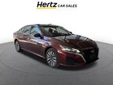 Photo of 2024 Garnet Pearl Metallic Nissan Altima
