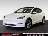 Photo of 2021 white Tesla Model Y