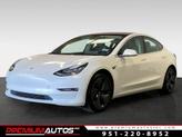 Photo of 2018 White Tesla Model 3