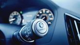 Thumbnail of 2025 Platinum White Pearl Acura RDX
