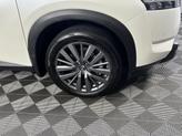 Thumbnail of 2024 Pearl White Tricoat Nissan Pathfinder