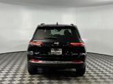 Thumbnail of 2024 Diamond Black Crystal Pearlcoat Jeep Grand Cherokee