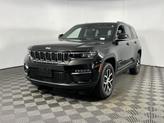 Thumbnail of 2024 Diamond Black Crystal Pearlcoat Jeep Grand Cherokee
