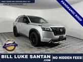 Photo of 2022 Brilliant Silver Metallic Nissan Pathfinder
