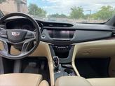Thumbnail of 2017 Crystal White Tricoat Cadillac XT5